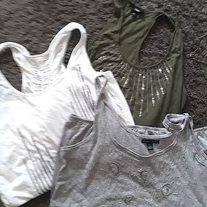 3 Sequence Tank top Bundle